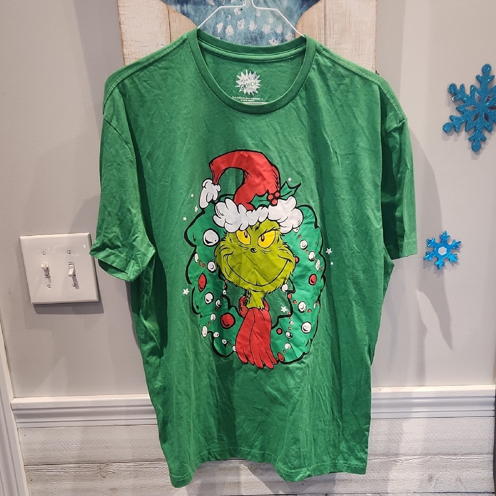 EUC The Grinch Dr. Seuss Christmas Graphic T-Shirt Men's Sz XL (46/48)